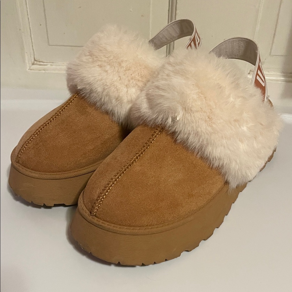 Faux shearling platform slipper